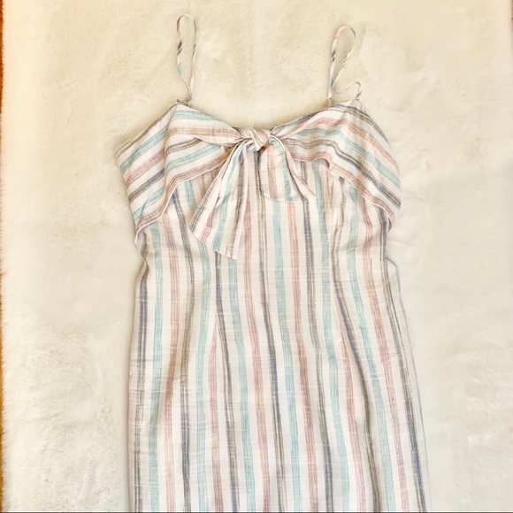 Cupcakes and Cashmere Soleil Dress - Picture 7 of 10